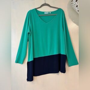 Susan Graver tunic blouse asymmetrical liquid knit top size 1X flowy v neck